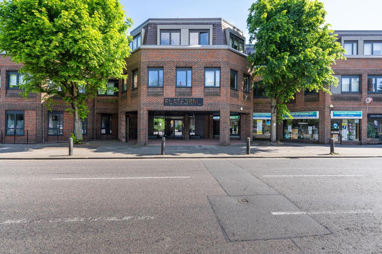 Luxury One Bedroom Serviced Apartment In The Heart Of Bedford Kültér fotó